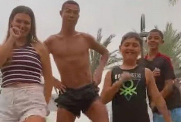 成人黄色免费观看